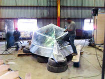 Positioning hull on tyres