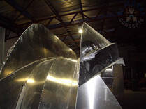 Catamaran bow welded seams