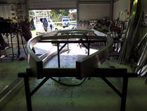 Pontoon frame construction