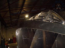 Windscreen frame and bow