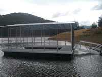 Floating dock structure